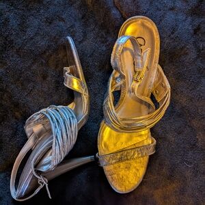 Elegant Silver Strappy Carlos Santana  InchHeels